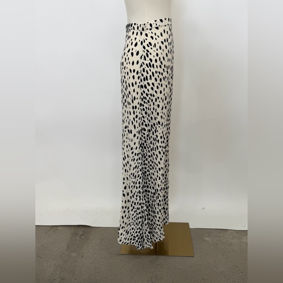 Reformation Snow Leopard Print Vista Maxi Skirt - Picture 6 of 9